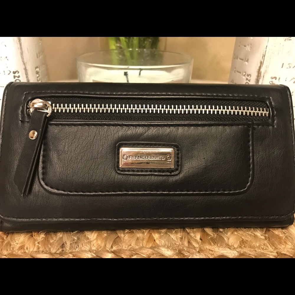 Franco Sarto black leather wallet